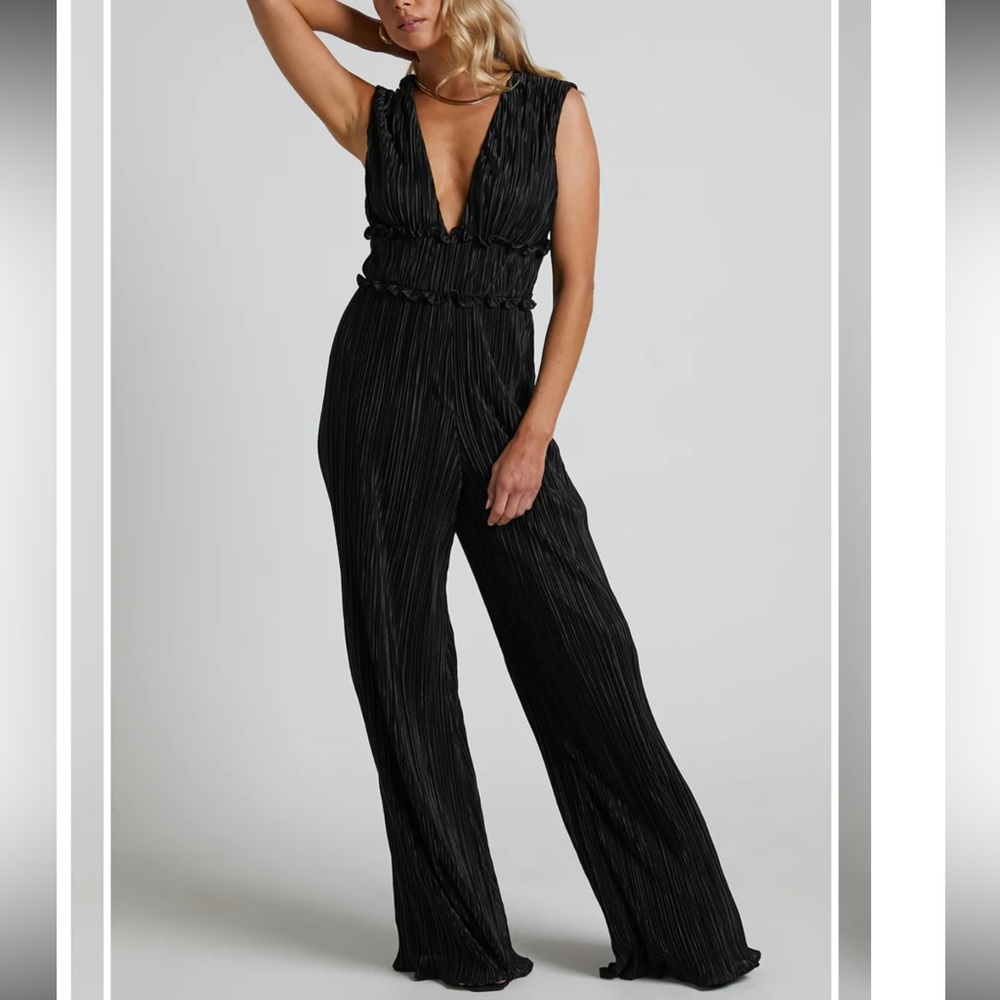 Showpo Armida Black V-Neck Plunge Jumpsuit